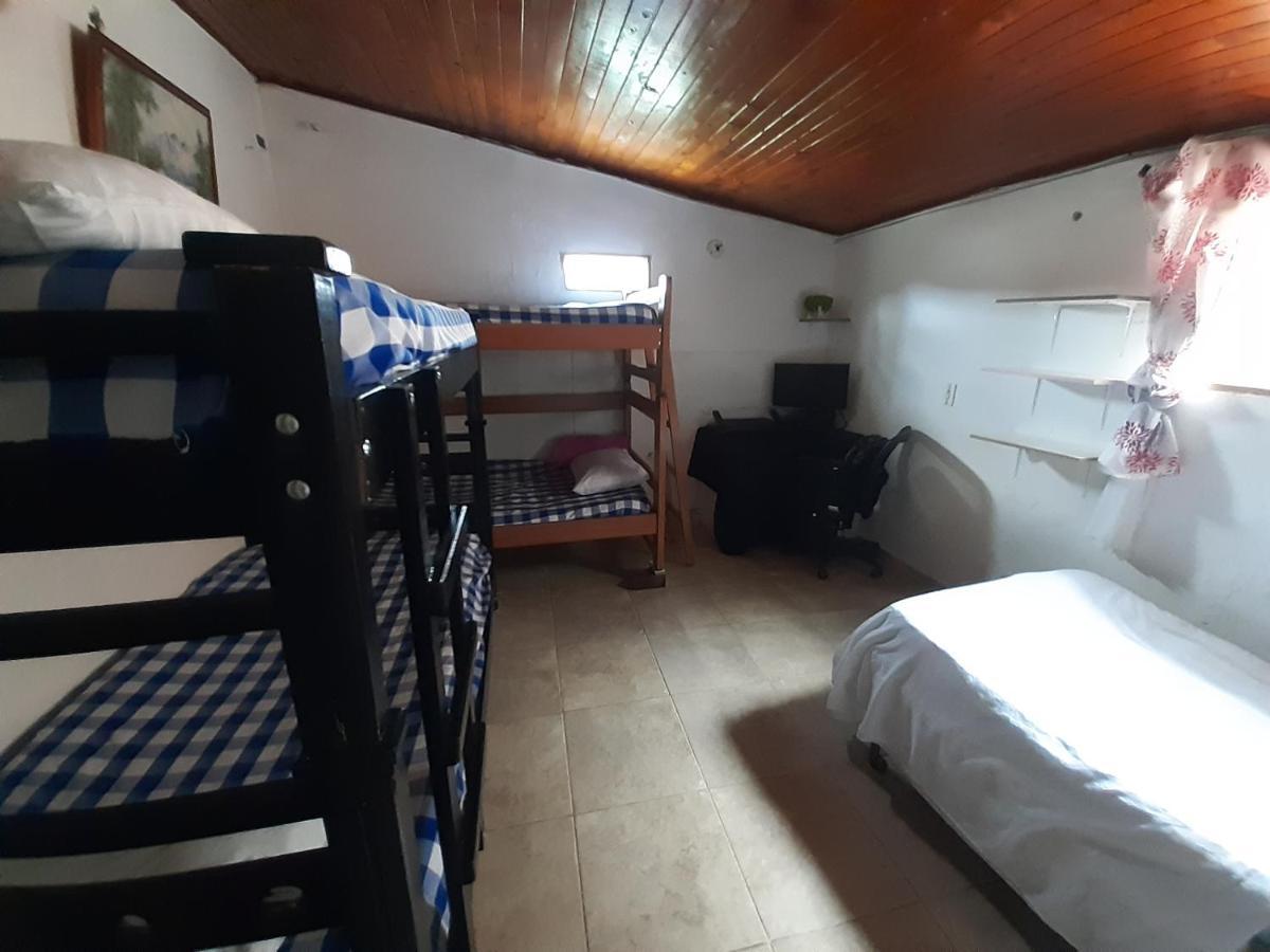 Artesanos Y Turistas Apartment Guatape Luaran gambar