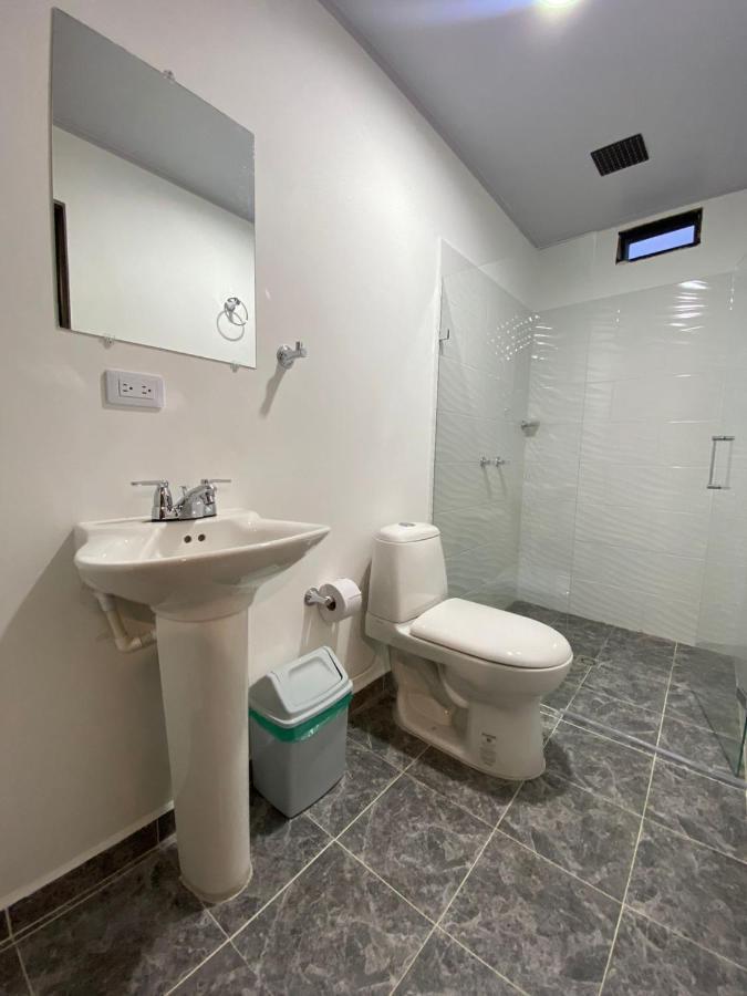 Artesanos Y Turistas Apartment Guatape Luaran gambar